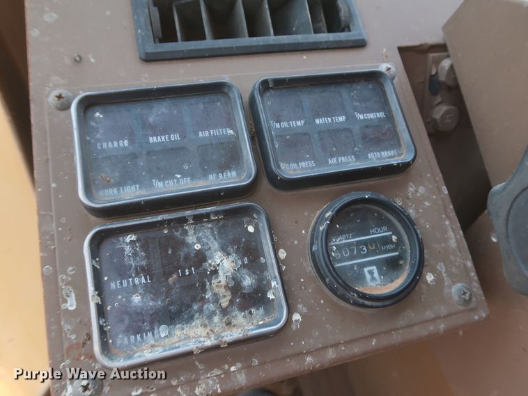 image for item DK3701 1993 Kawasaki 90ZIII  wheel loader