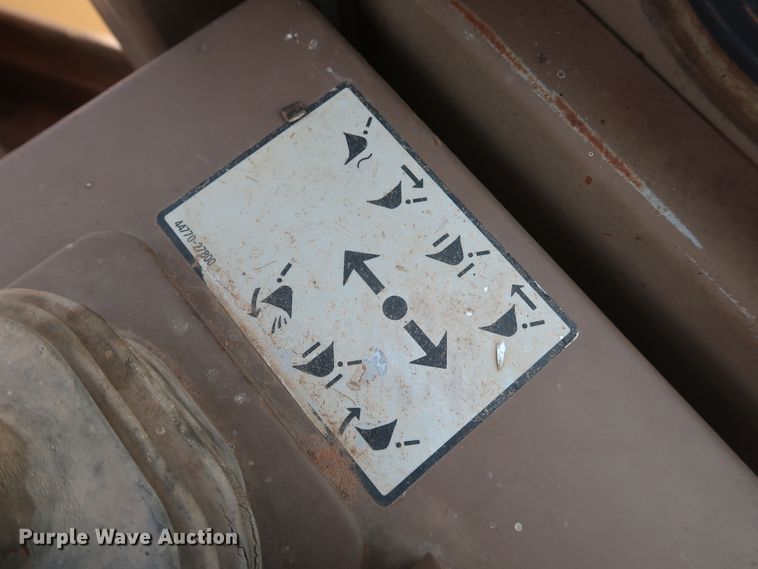 image for item DK3701 1993 Kawasaki 90ZIII  wheel loader