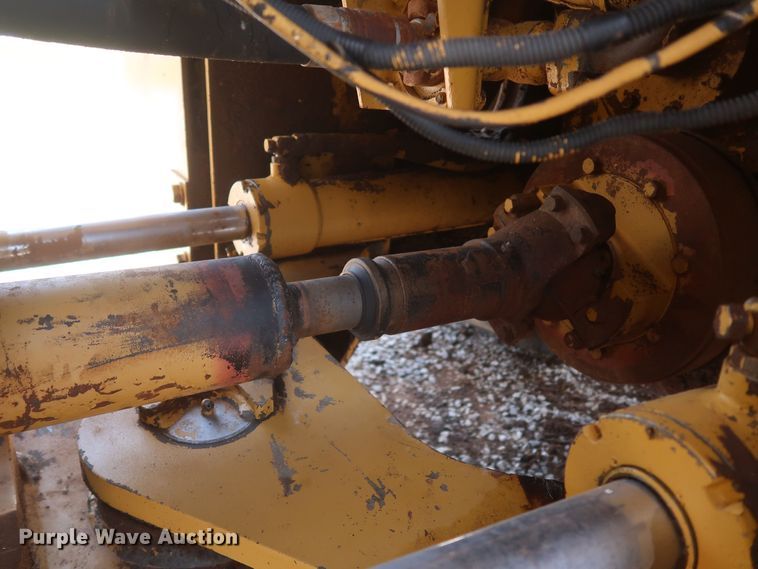 image for item DK3701 1993 Kawasaki 90ZIII  wheel loader