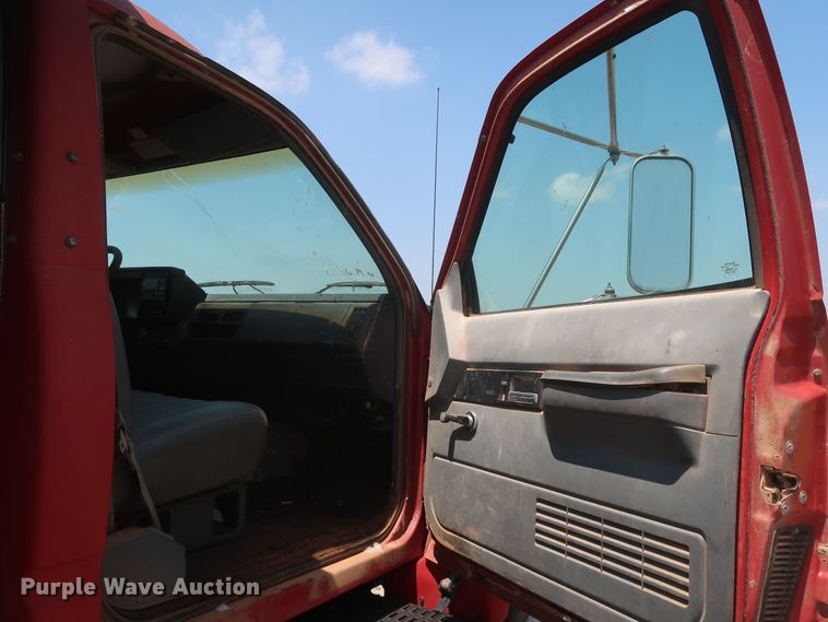 image for item DK3702 1994 Chevrolet Kodiak C6500  dump truck