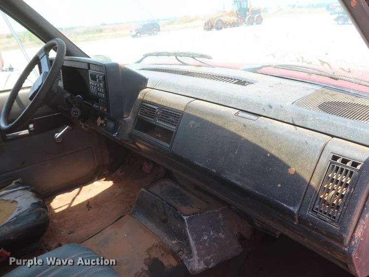 image for item DK3702 1994 Chevrolet Kodiak C6500  dump truck