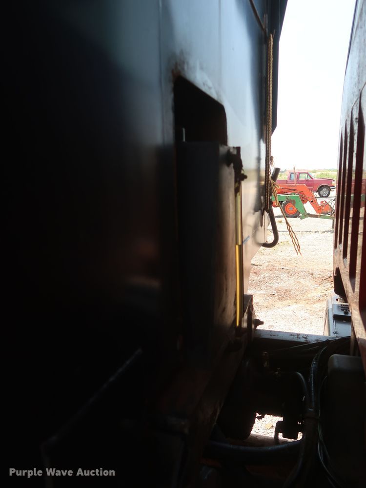 image for item DK3702 1994 Chevrolet Kodiak C6500  dump truck