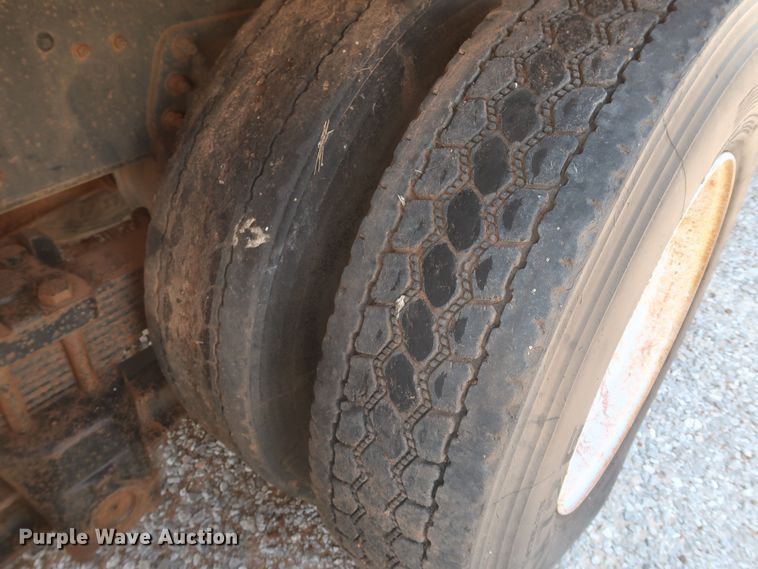 image for item DK3702 1994 Chevrolet Kodiak C6500  dump truck