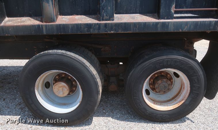 image for item DK3702 1994 Chevrolet Kodiak C6500  dump truck