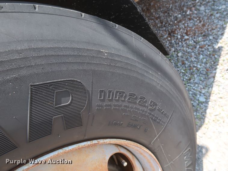 image for item DK3702 1994 Chevrolet Kodiak C6500  dump truck