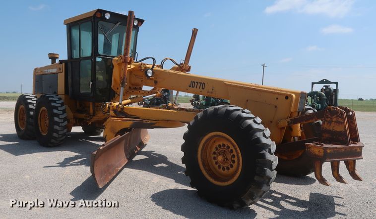 image for item DK3703 1978 John Deere 770  motor grader