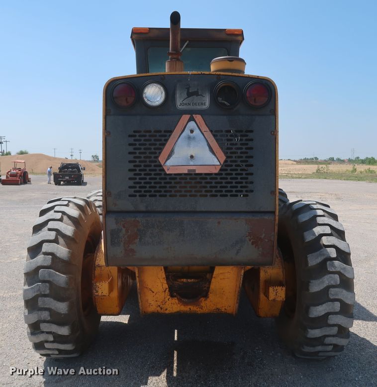 image for item DK3703 1978 John Deere 770  motor grader