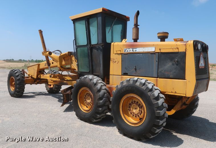 image for item DK3703 1978 John Deere 770  motor grader