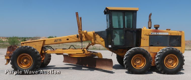 image for item DK3703 1978 John Deere 770  motor grader