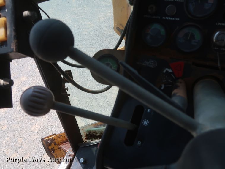 image for item DK3703 1978 John Deere 770  motor grader