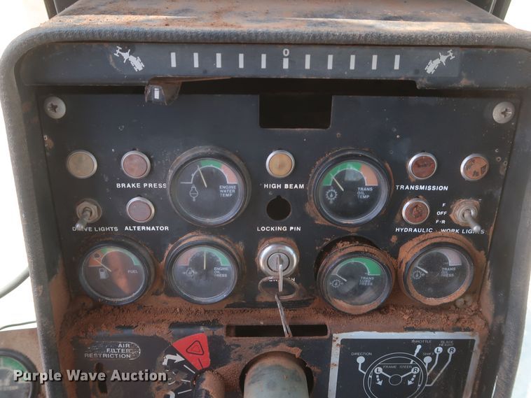 image for item DK3703 1978 John Deere 770  motor grader