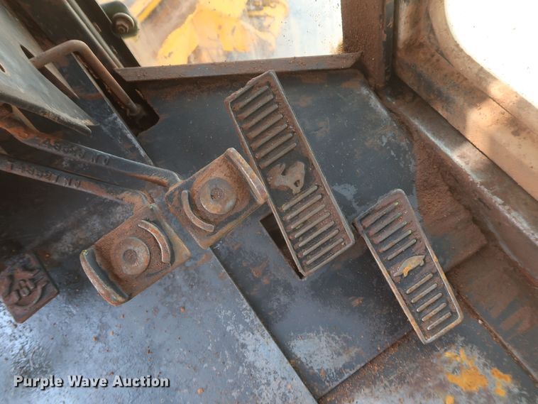 image for item DK3703 1978 John Deere 770  motor grader