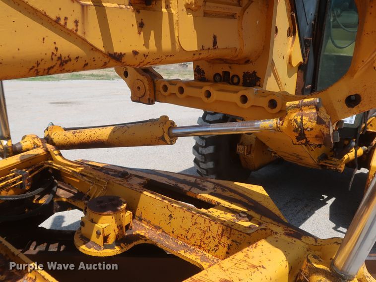 image for item DK3703 1978 John Deere 770  motor grader