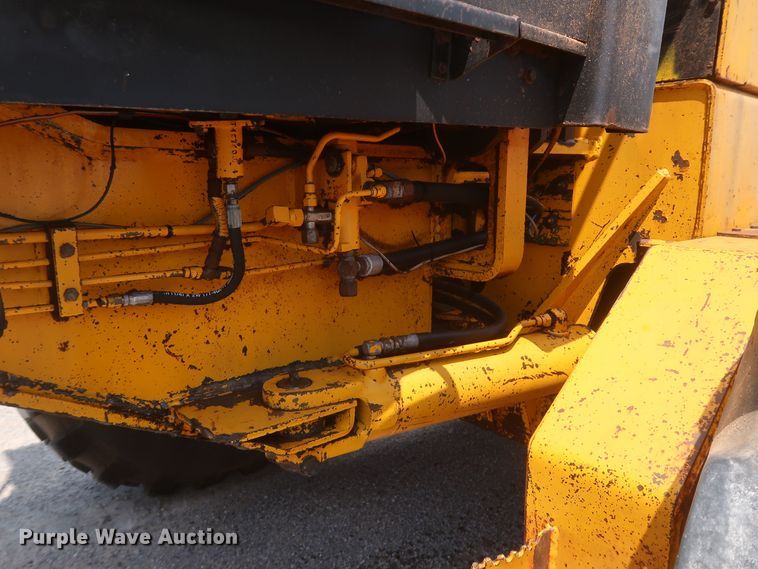 image for item DK3703 1978 John Deere 770  motor grader