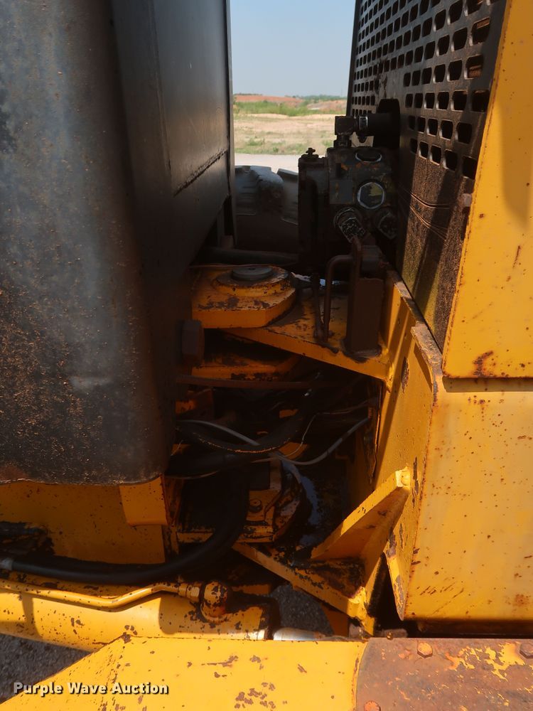 image for item DK3703 1978 John Deere 770  motor grader