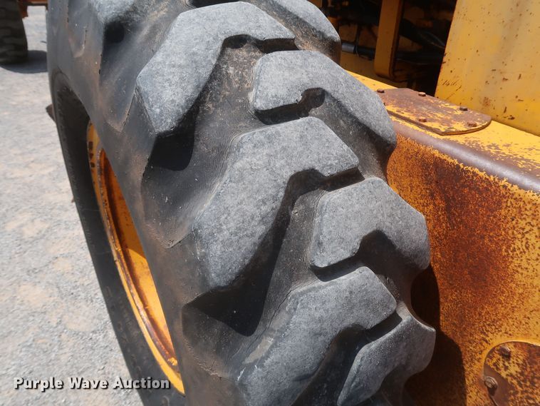 image for item DK3703 1978 John Deere 770  motor grader