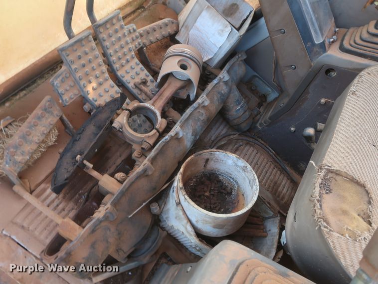 image for item DK3727 1990 Hitachi EX270LC  excavator