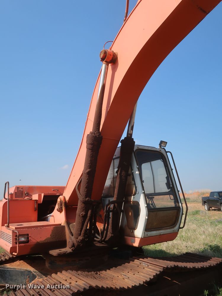 image for item DK3727 1990 Hitachi EX270LC  excavator