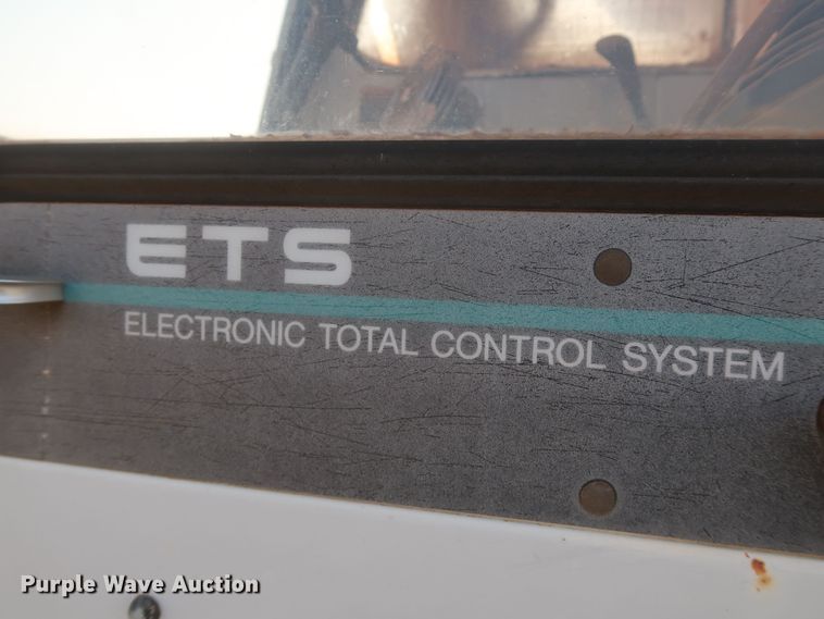 image for item DK3727 1990 Hitachi EX270LC  excavator