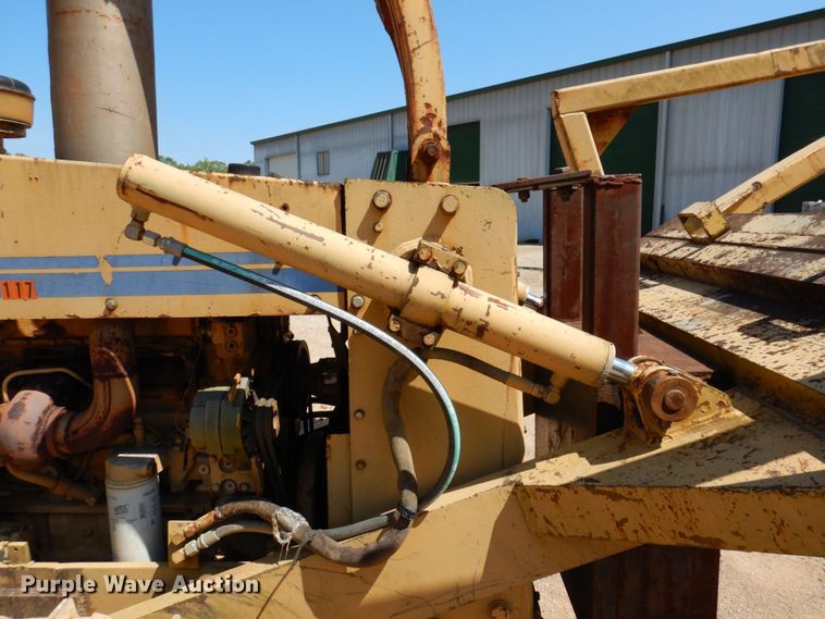 image for item DL3751 1996 Delta DT150C  cable plow