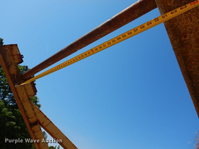 image for item DL3751 1996 Delta DT150C  cable plow