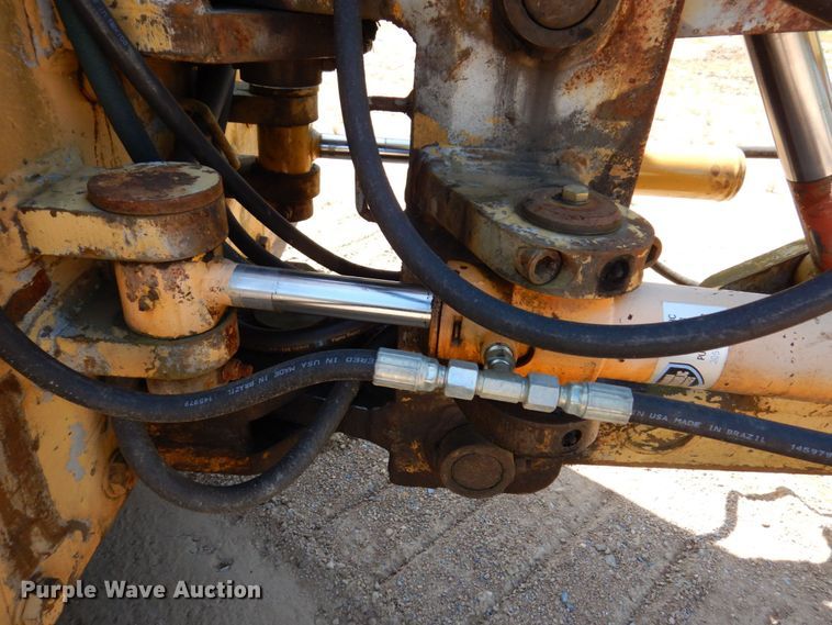 image for item DL3751 1996 Delta DT150C  cable plow