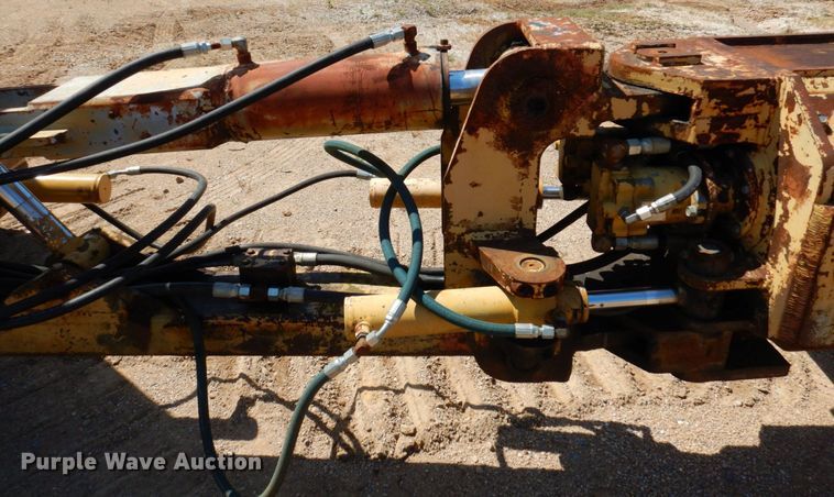 image for item DL3751 1996 Delta DT150C  cable plow