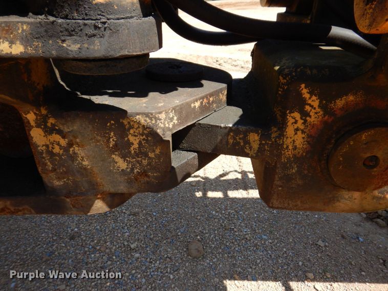 image for item DL3751 1996 Delta DT150C  cable plow