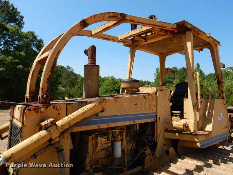 image for item DL3751 1996 Delta DT150C  cable plow