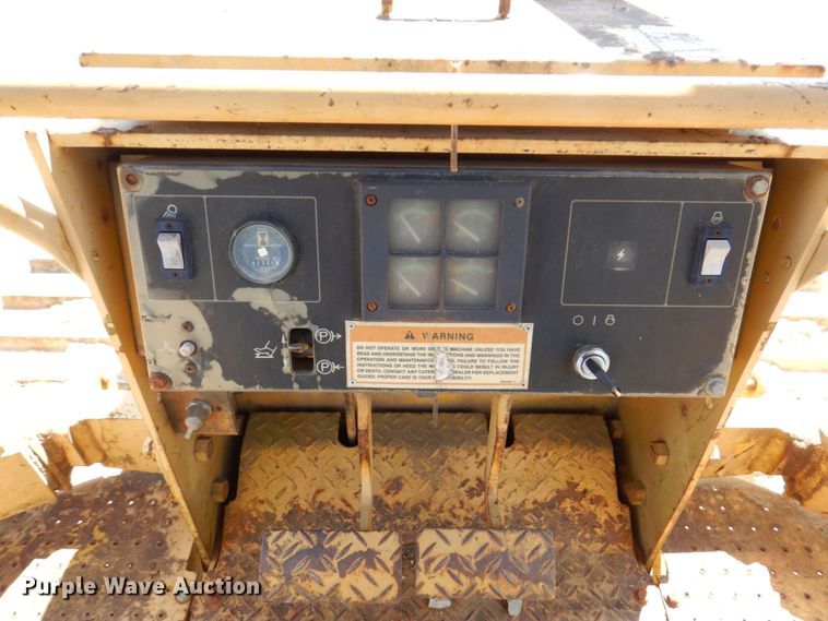 image for item DL3751 1996 Delta DT150C  cable plow