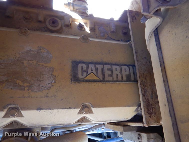 image for item DL3751 1996 Delta DT150C  cable plow