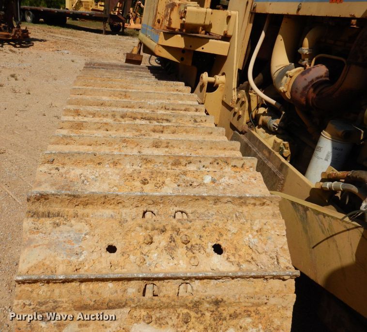 image for item DL3751 1996 Delta DT150C  cable plow