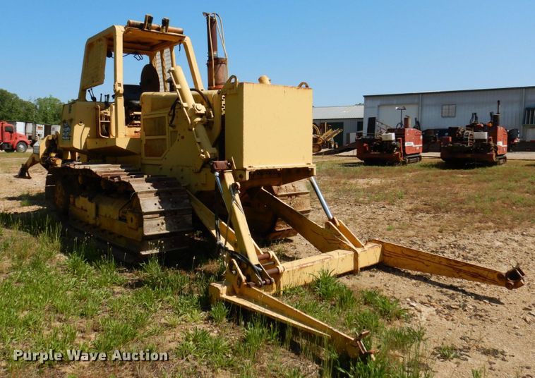 image for item DL3753 John Deere 850D  cable plow