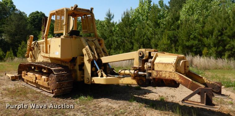 image for item DL3753 John Deere 850D  cable plow