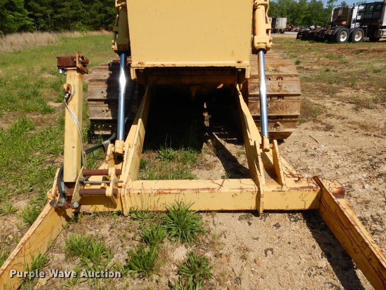 image for item DL3753 John Deere 850D  cable plow