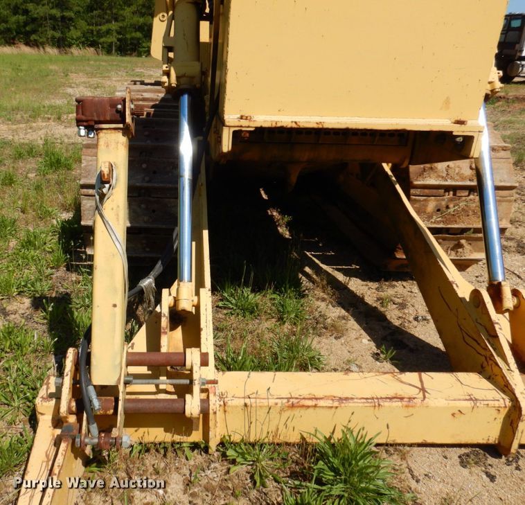 image for item DL3753 John Deere 850D  cable plow