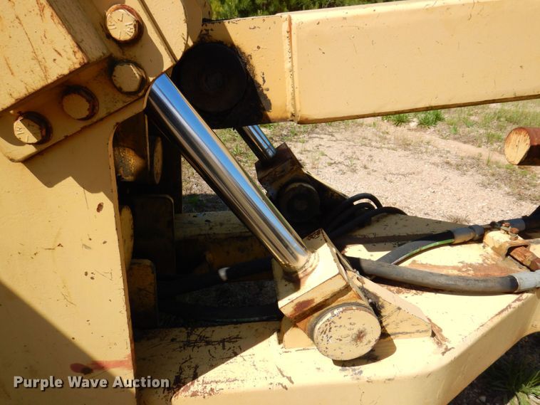 image for item DL3753 John Deere 850D  cable plow