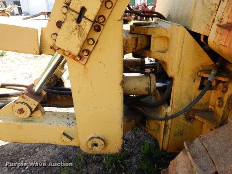 image for item DL3753 John Deere 850D  cable plow