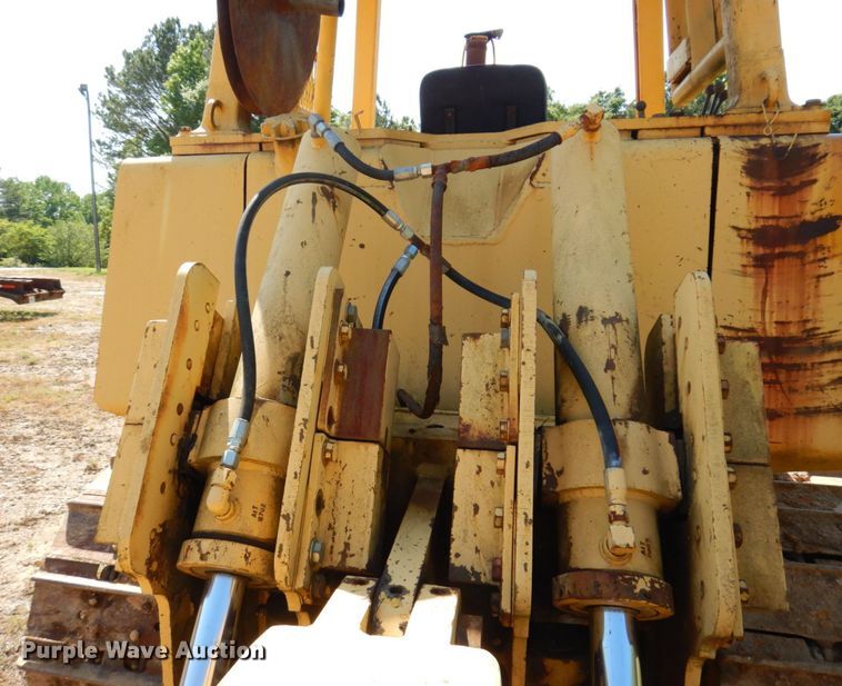 image for item DL3753 John Deere 850D  cable plow