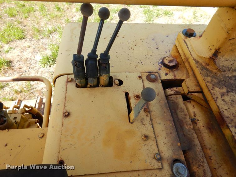 image for item DL3753 John Deere 850D  cable plow