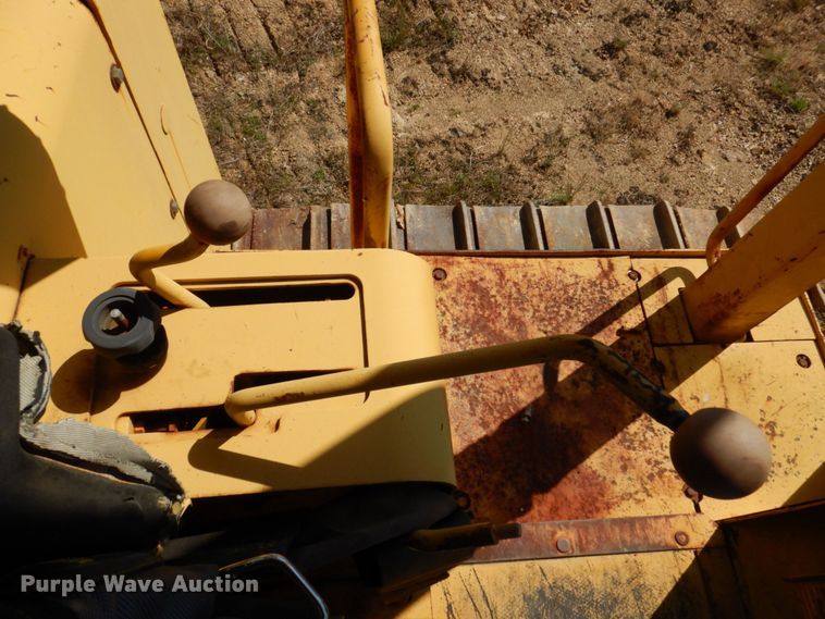 image for item DL3753 John Deere 850D  cable plow