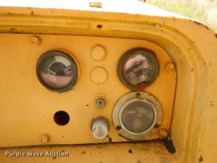 image for item DL3753 John Deere 850D  cable plow