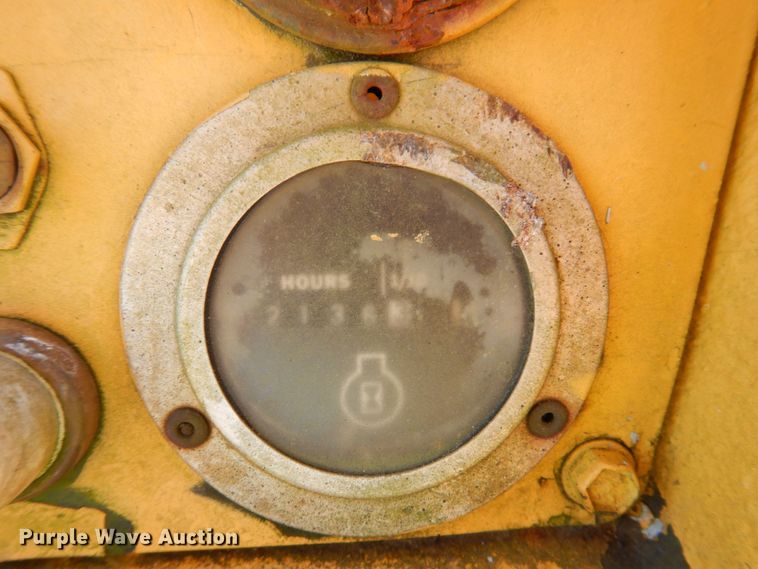 image for item DL3753 John Deere 850D  cable plow