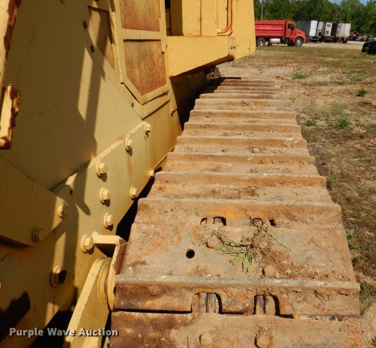 image for item DL3753 John Deere 850D  cable plow