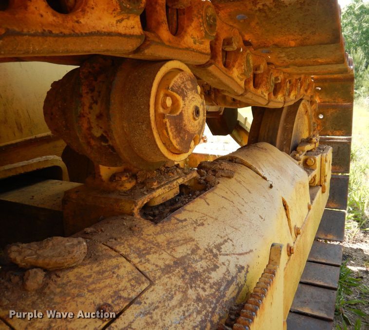 image for item DL3753 John Deere 850D  cable plow