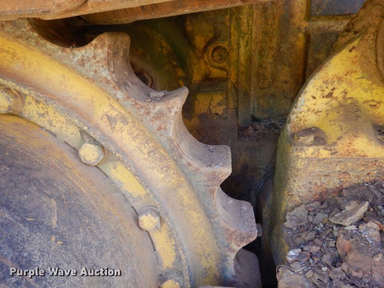 image for item DL3753 John Deere 850D  cable plow