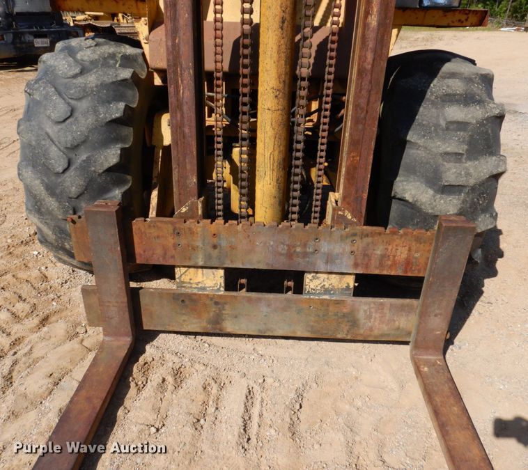 image for item DL3754 Case 585E  forklift