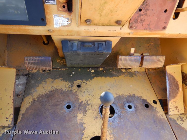 image for item DL3754 Case 585E  forklift