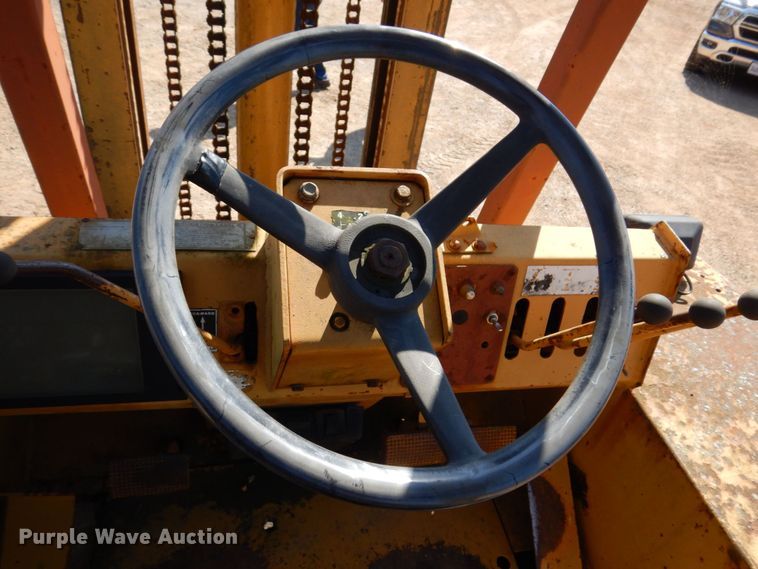 image for item DL3754 Case 585E  forklift