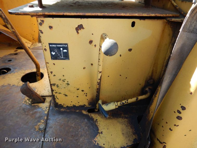 image for item DL3754 Case 585E  forklift